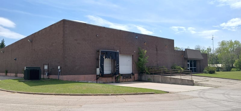 1464 Green Bay St, Shawano, WI 54166-2258