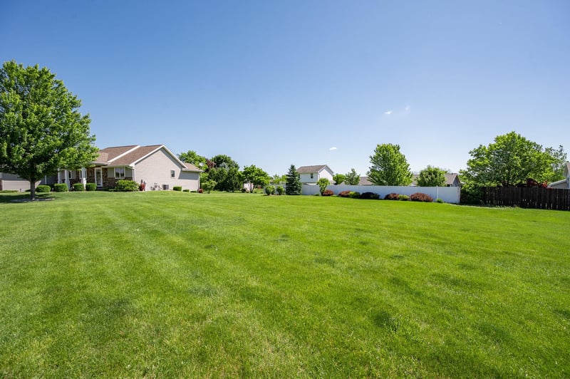 1630 Panther Ct, New Franken, WI 54229