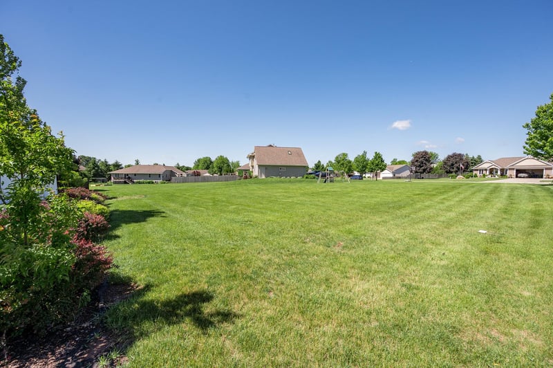 1630 Panther Ct, New Franken, WI 54229