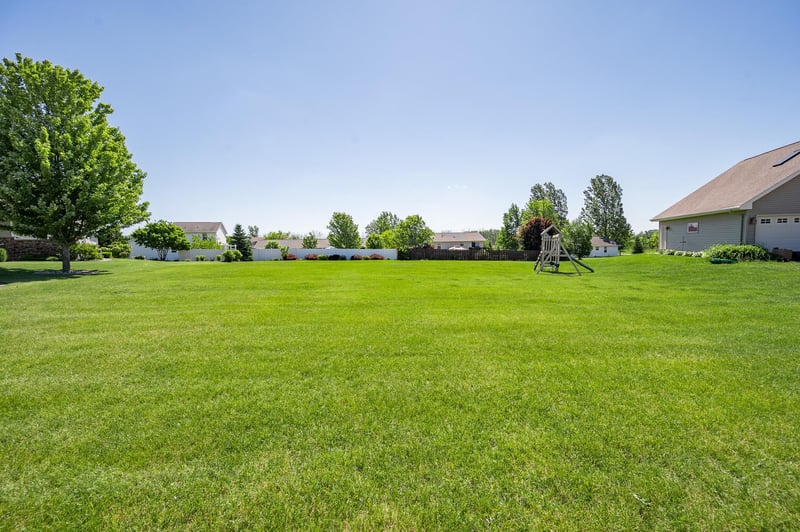 1630 Panther Ct, New Franken, WI 54229