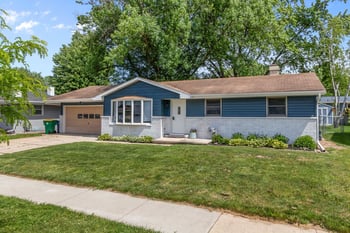334 Westplain Dr, Green Bay, WI 54303