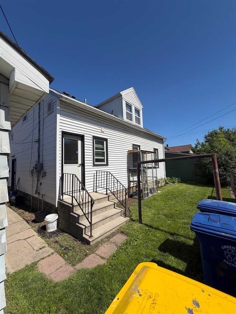 818 St George St, Green Bay, WI 54302