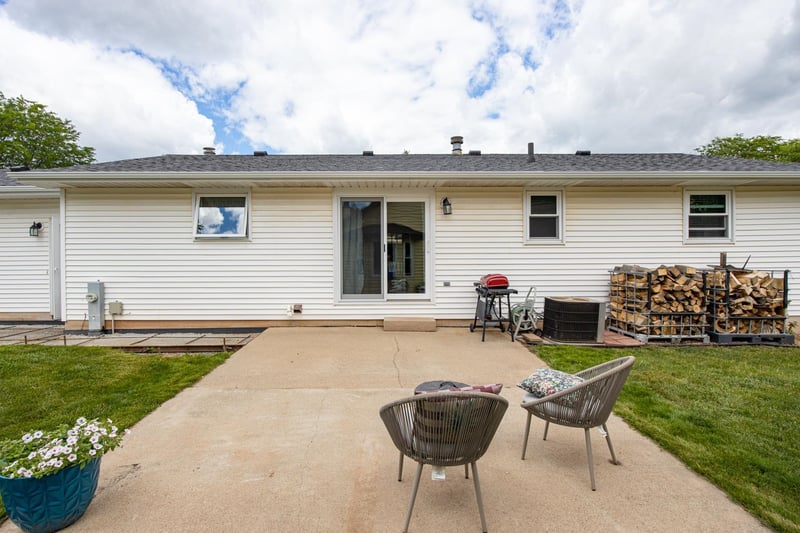 95 Northbreeze Dr, Appleton, WI 54911