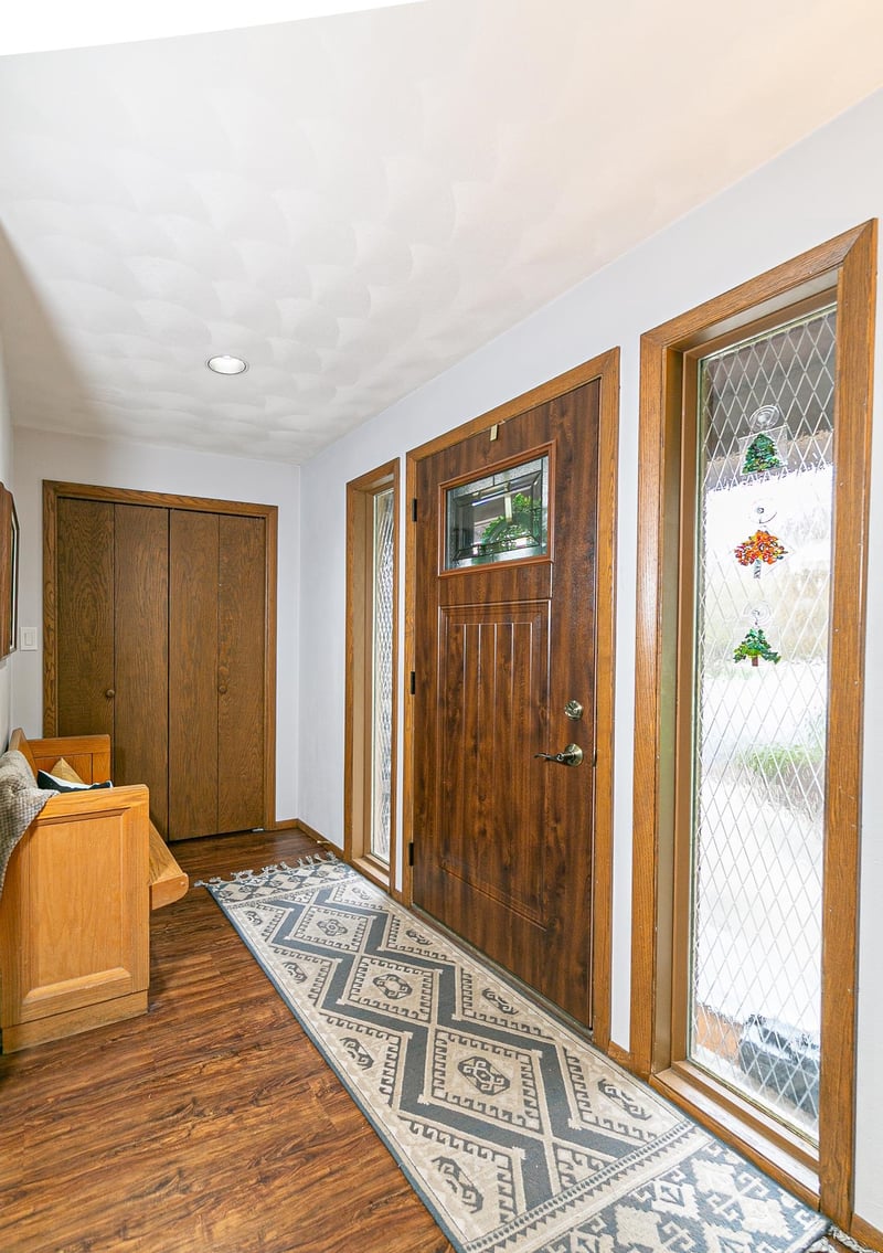 37 Butte Des Morts Ct, Appleton, WI 54914