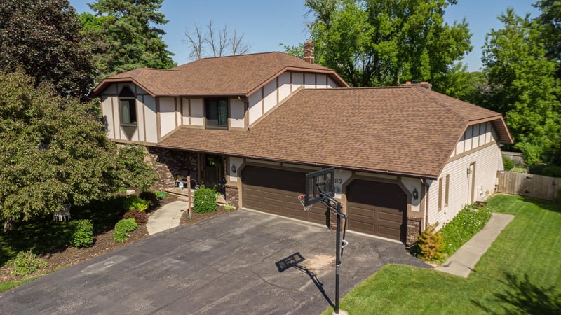 37 Butte Des Morts Ct, Appleton, WI 54914