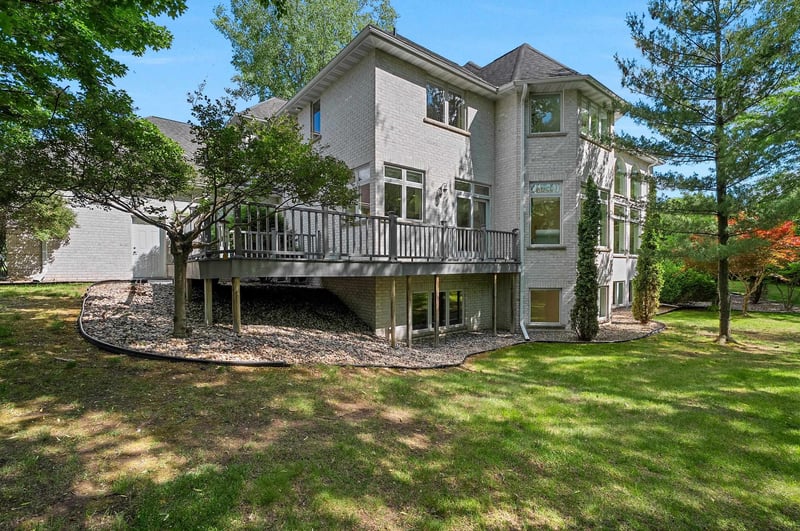 4571 Algonquin Trl, Green Bay, WI 54313-9529