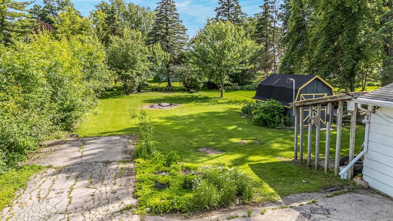 240 Pearl St, Seymour, WI 54165