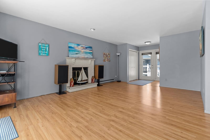 315 Harrison St #7, Neenah, WI 54956-2484