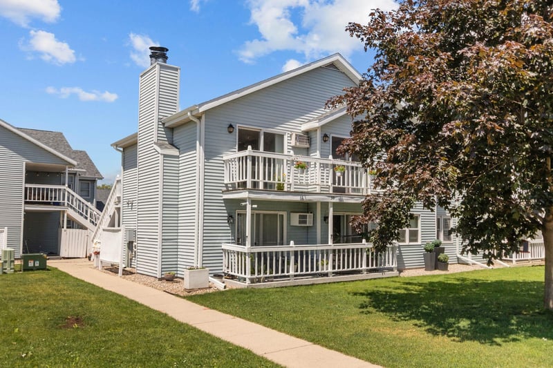 315 Harrison St #7, Neenah, WI 54956-2484