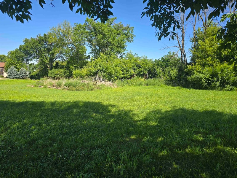 848 Paramount Dr, Chilton, WI 53014