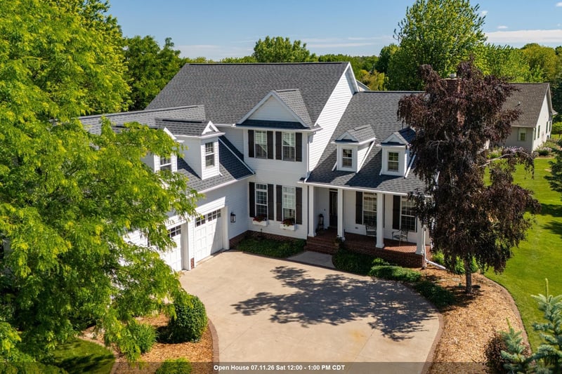 N7864 Edgewater Ct, Sherwood, WI 54169