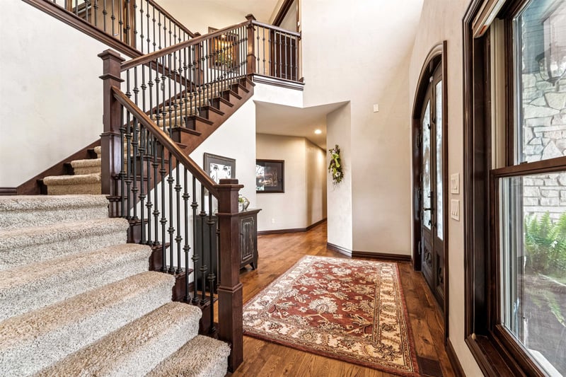 W9071 Black Otter Ct, Hortonville, WI 54944