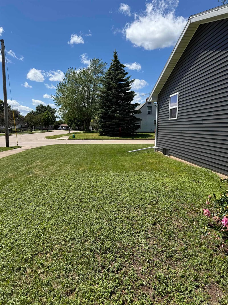 2704 David St, Appleton, WI 54914-2148