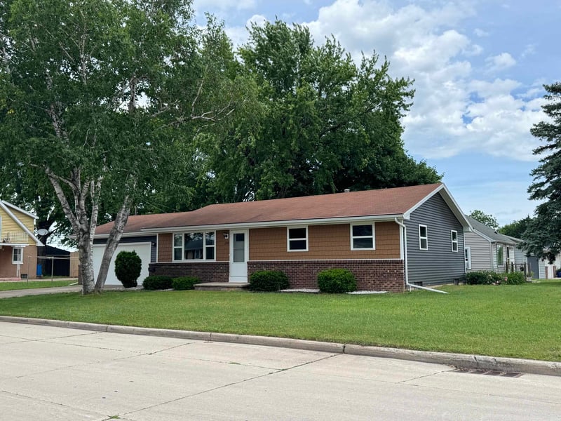 2704 David St, Appleton, WI 54914-2148