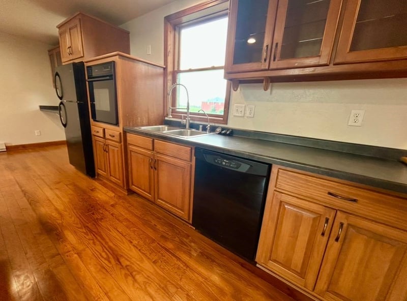 5305 County Road J, Oconto, WI 54153