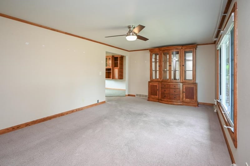 318 Westplain Dr, Green Bay, WI 54303