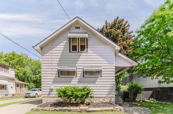 702 11th Ave, Oshkosh, WI 54902-6312