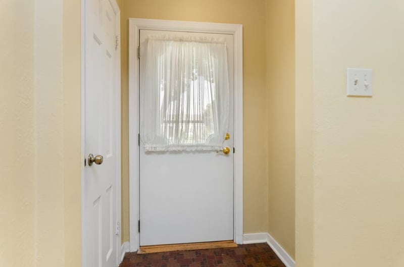 833 Buchanan St, Green Bay, WI 54303-4060