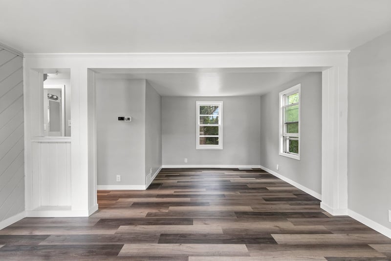 1858 Eastman Ave, Green Bay, WI 54302