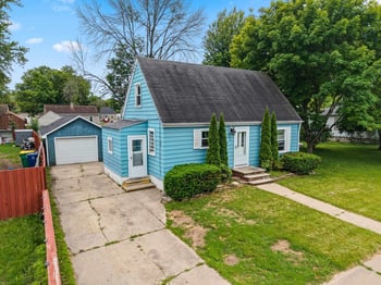 1858 Eastman Ave, Green Bay, WI 54302