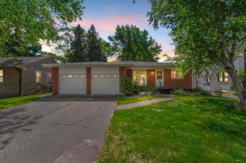 121 Hudson St, Green Bay, WI 54303