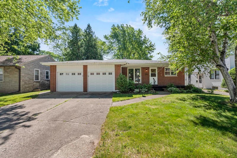 121 Hudson St, Green Bay, WI 54303