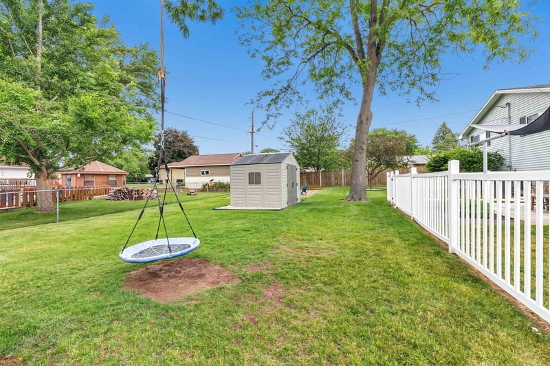 2400 Ridge Rd, Green Bay, WI 54304