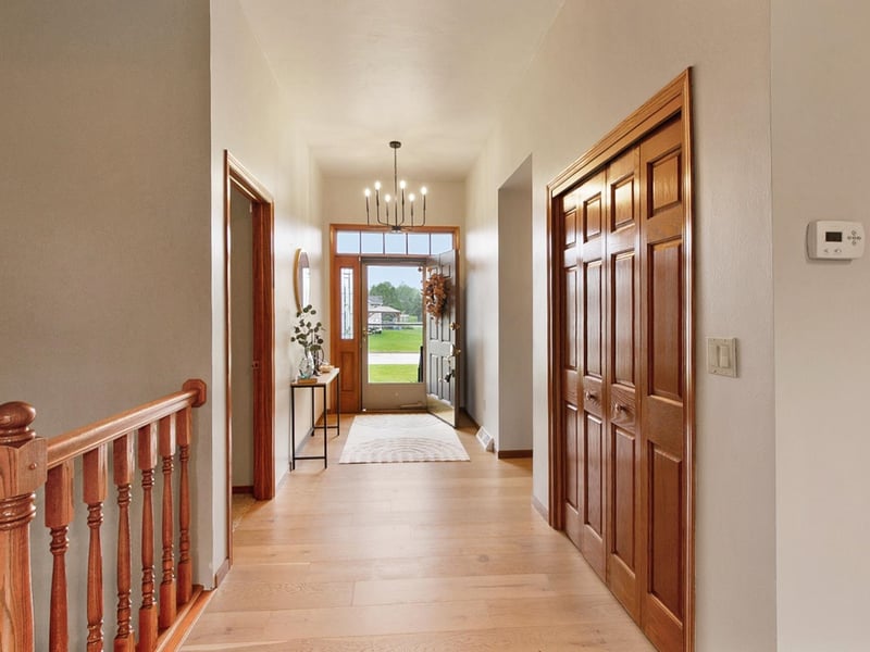 2562 Rebecca Ann Dr, New Franken, WI 54229