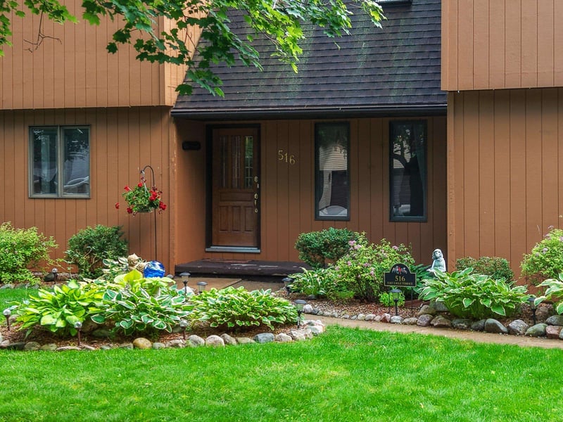 516 Eagle Ter, Green Bay, WI 54313