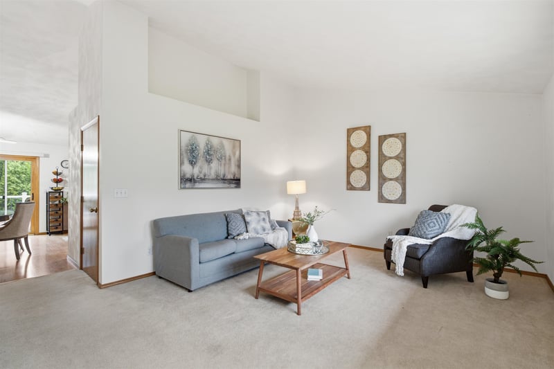 W2303 St Germaine Ct, Appleton, WI 54915