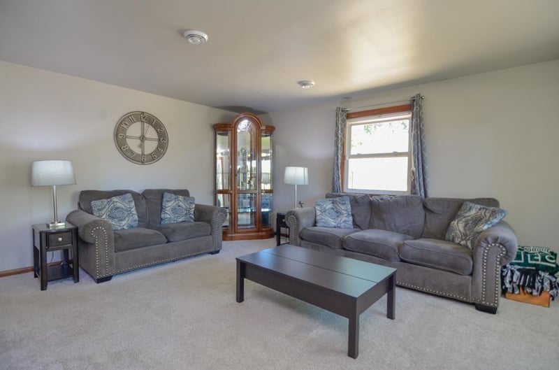 614 Karl St, Green Bay, WI 54301