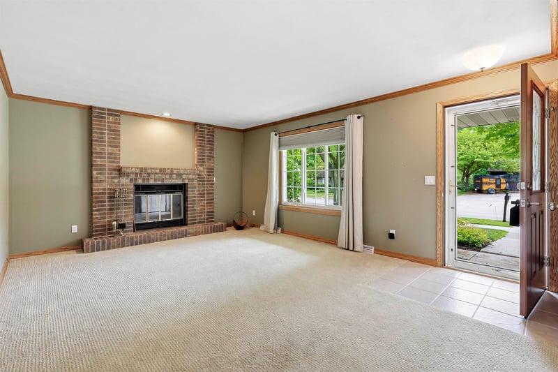 2900 Lourdes Dr, Appleton, WI 54915-3935