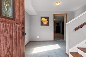 2100 Hillside Ln, Green Bay, WI 54302-4050