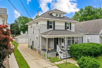 217 12th Ave, Green Bay, WI 54303-1717
