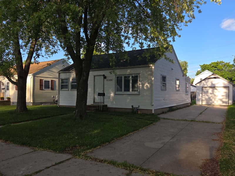 1735 11th Ave, Green Bay, WI 54304