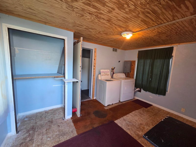 1735 11th Ave, Green Bay, WI 54304