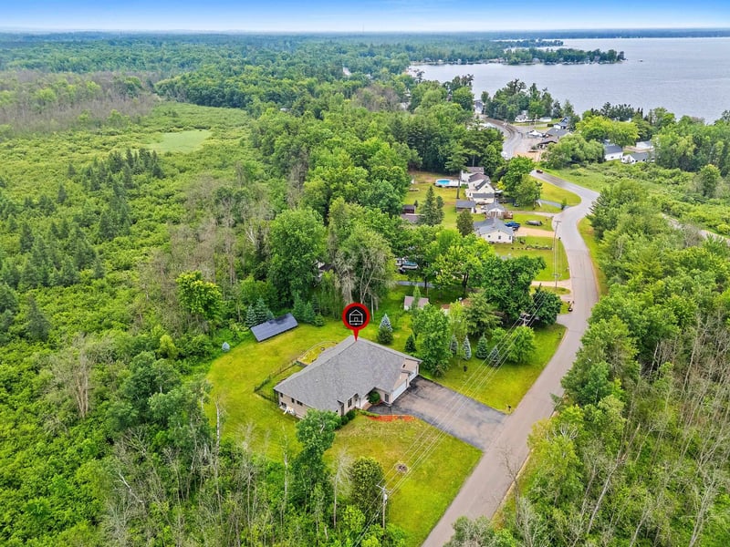 N5795 Edgewood Rd, Shawano, WI 54166