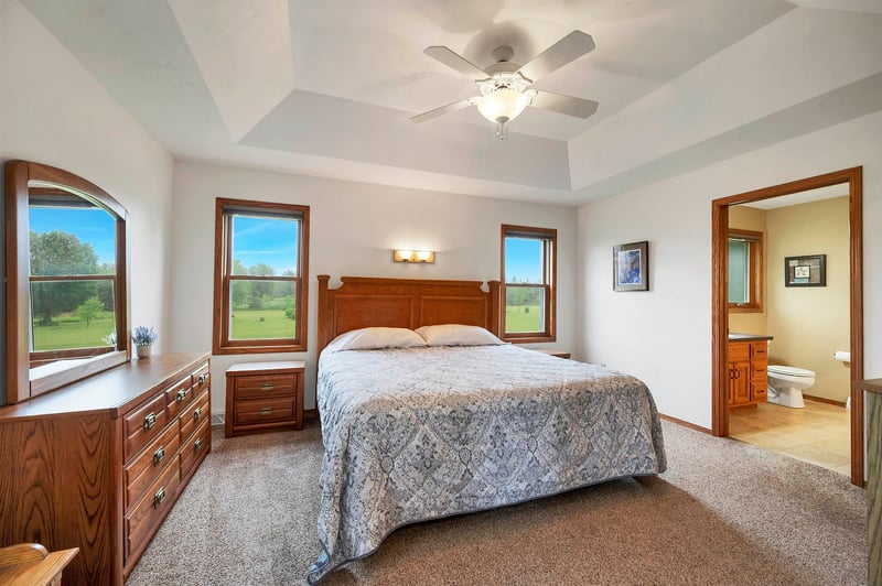 3605 Solitude Rd, De Pere, WI 54115
