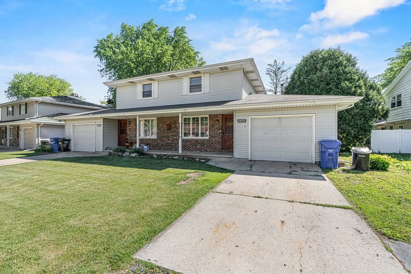 706 Hawthorne Dr, Appleton, WI 54915