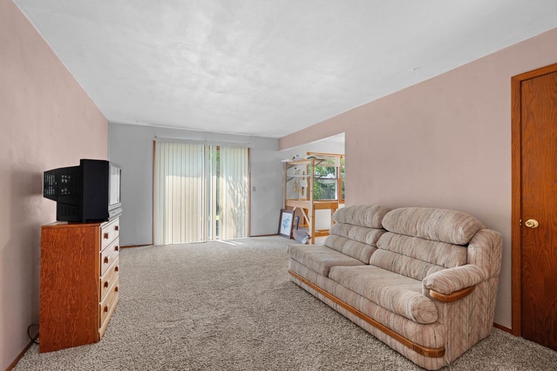 1633 Weiland Ln, Appleton, WI 54914