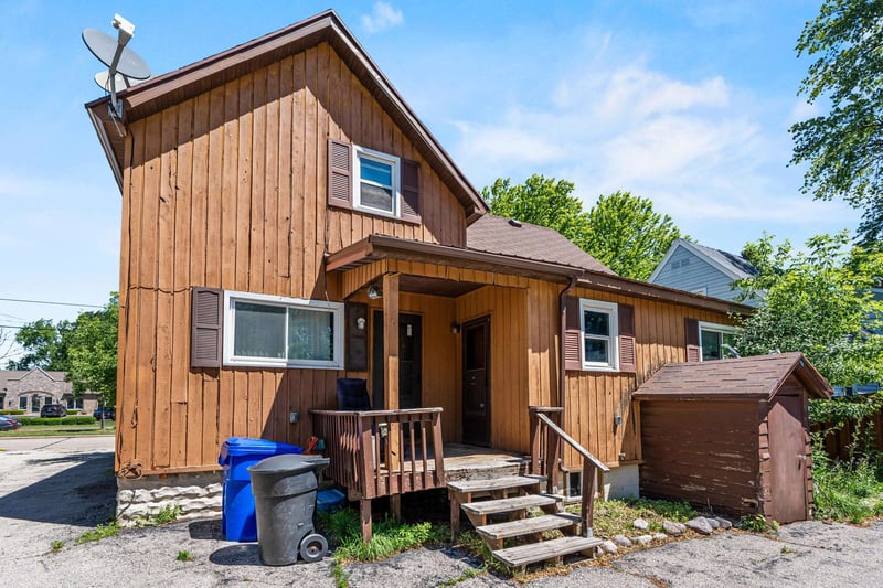 1427 College Ave, Appleton, WI 54914