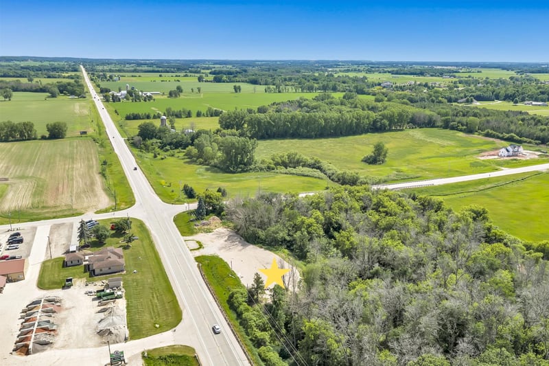 4864 State Hwy 57, De Pere, WI 54115