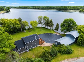 653 Main St, Oconto Falls, WI 54154