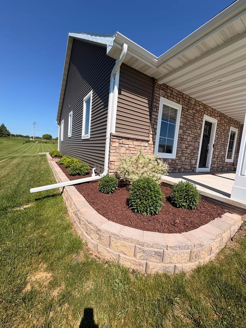 N929 Quarry Rim Rd, Hortonville, WI 54944