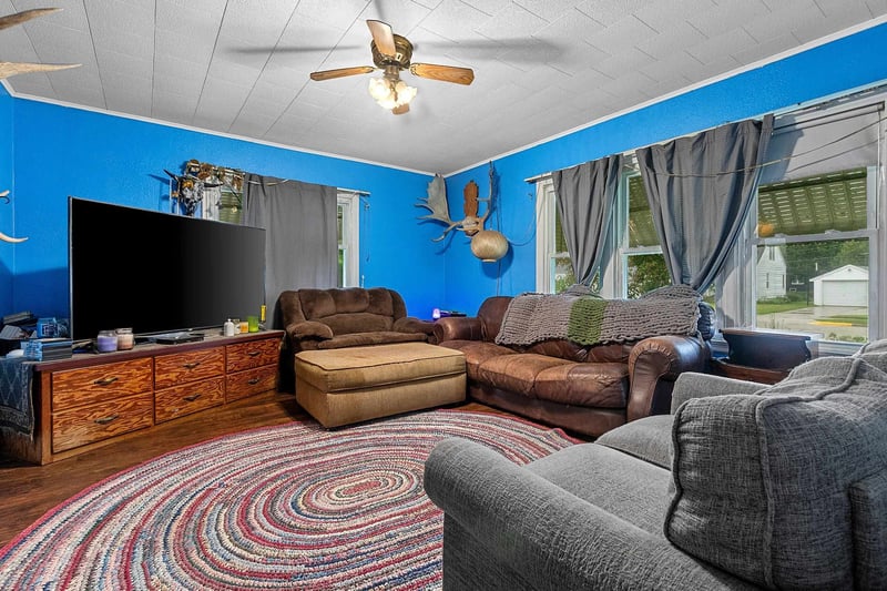 936 Sawyer St, Shawano, WI 54166