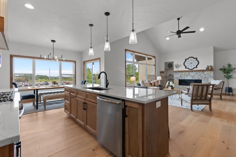 N1298 Meadow Park Dr, Greenville, WI 54942