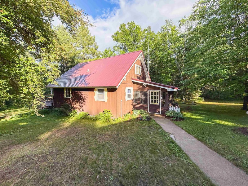 10360 Big Eddie Ln, Suring, WI 54174