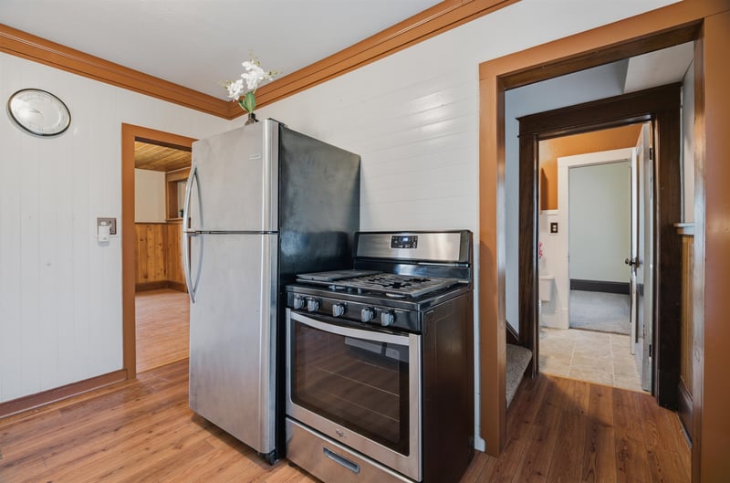 662 Winneconne Ave, Neenah, WI 54956