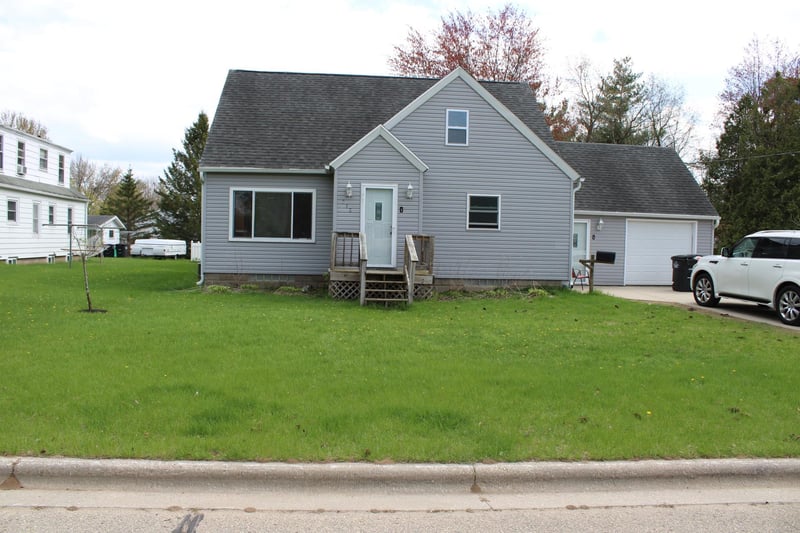 212 Highview Ave, Shawano, WI 54166