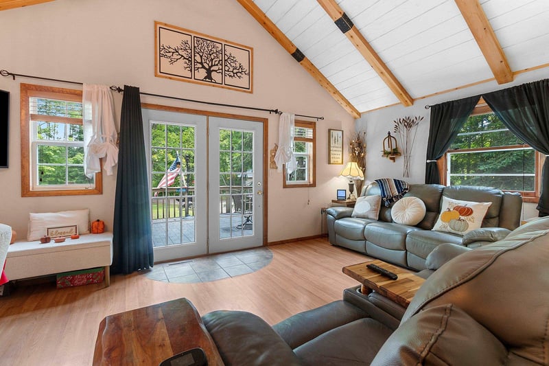 14969 Old 32 Rd, Mountain, WI 54149